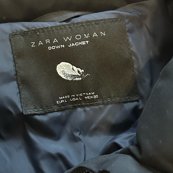 Zara Women’s Size Large Insulated Down Jacket Dark Blue With Packable Hood - Picture 3 of 11